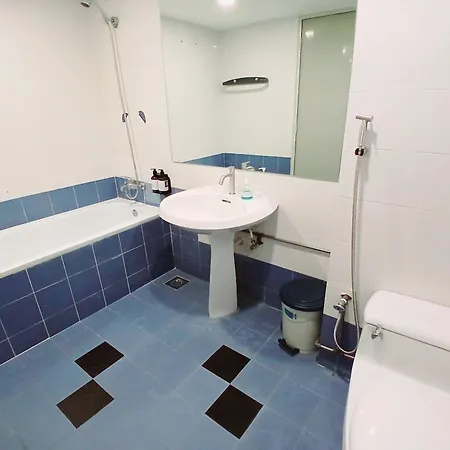 Noble Villa Condo Georgetown City Center Macalister 3 Bedroom 3 Carpark Luaran gambar