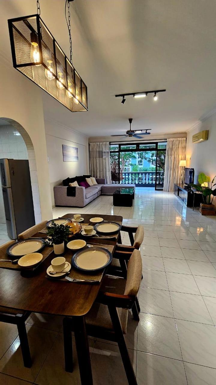 Apartment Noble Center Macalister 3 Bedroom 3 Carpark George Town