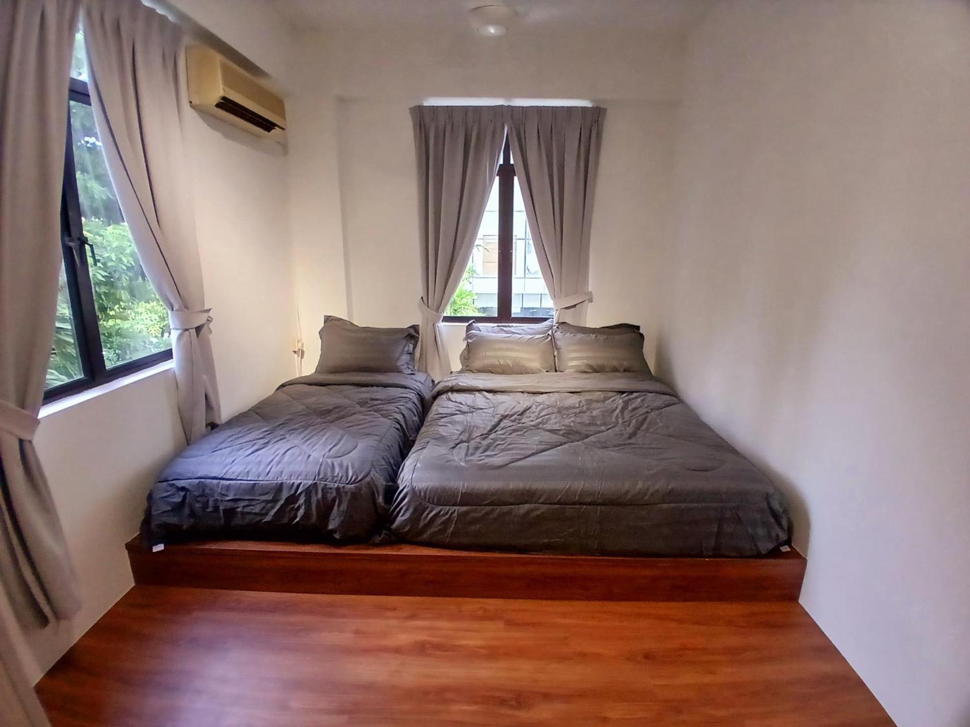 Noble Center Macalister 3 Bedroom 3 Carpark George Town